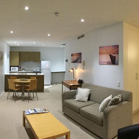 Wallaroo Marina Waterfront Luxe Apartment Exterior photo